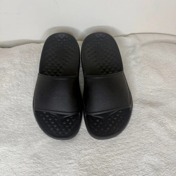 Skechers Black Slide Sandals - Picture 2 of 3
